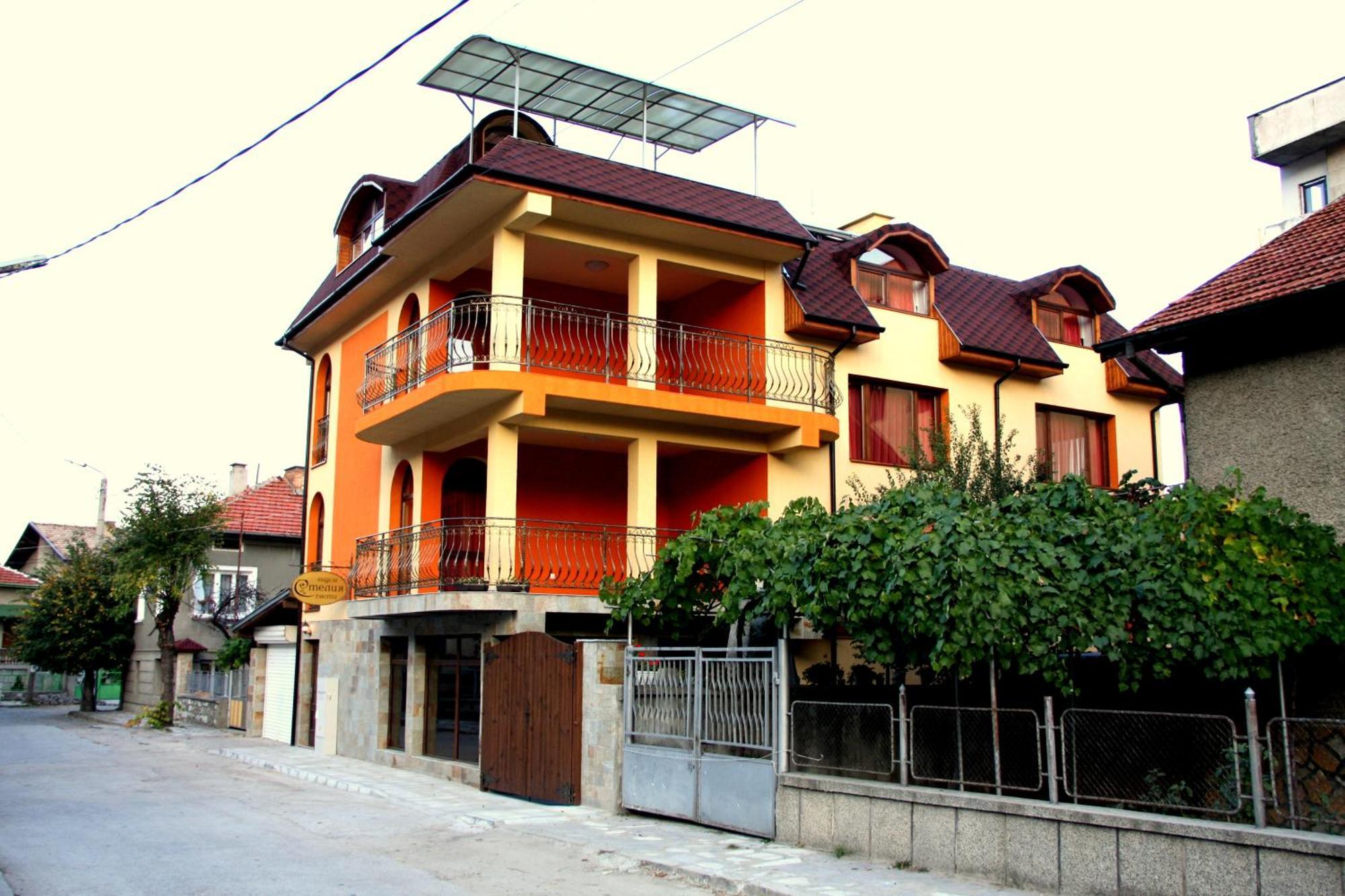Guest House Stelia เวลินกราด ภายนอก รูปภาพ